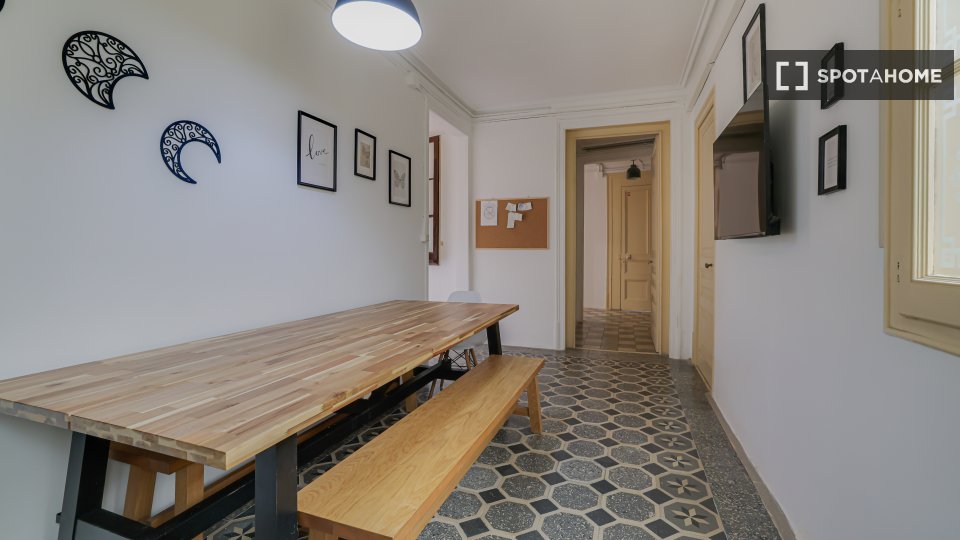 Double room Barcelona, 17 beds, 400m² — photo 8
