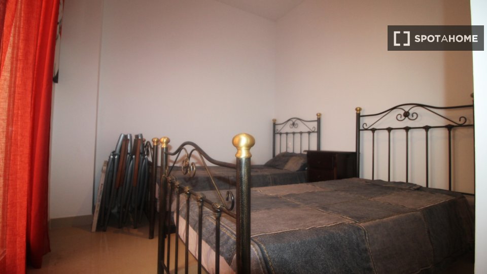 Apartment Alicante, 3 beds, 125m² — photo 4