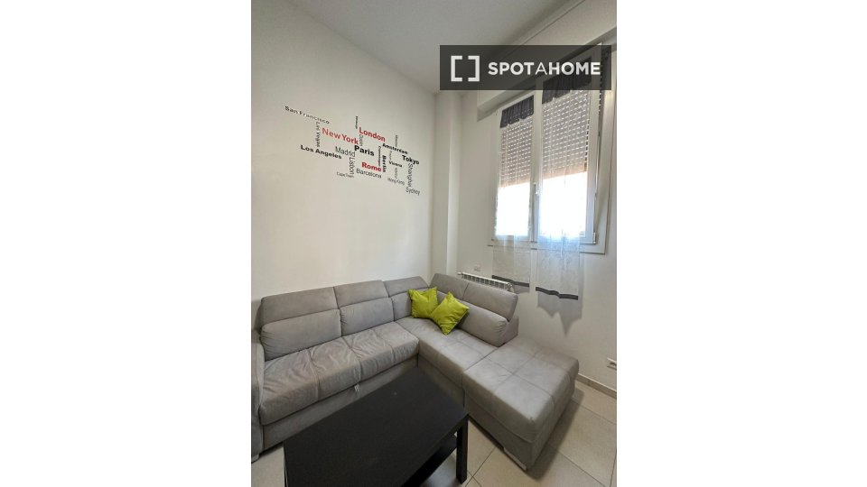 Apartment Milan, 1 bed — photo 3