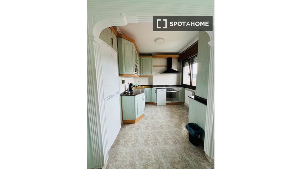 Apartment Bilbao, 2 beds, 80m² — photo 1