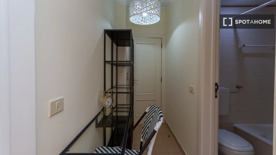 Double room Lisbon, 8 beds — photo 11