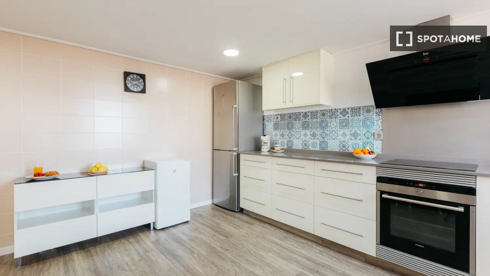 Double room Valencia, 6 beds — photo 8