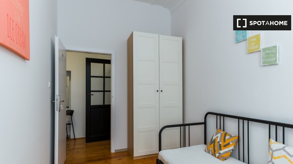 Double room Poznan, 5 beds — photo 19