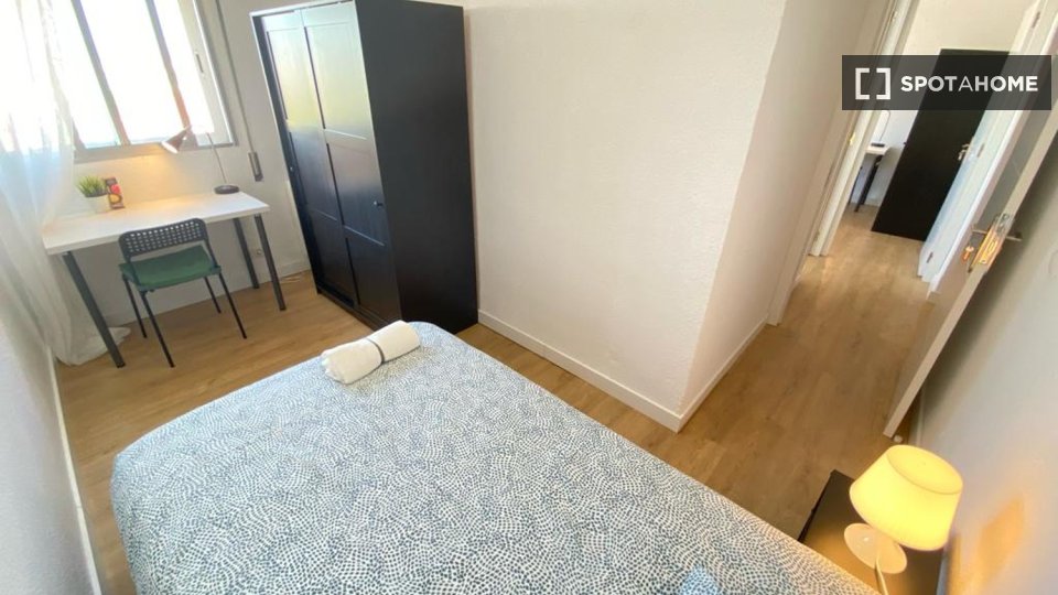 Camera doppia Madrid, 4 camere — foto 4