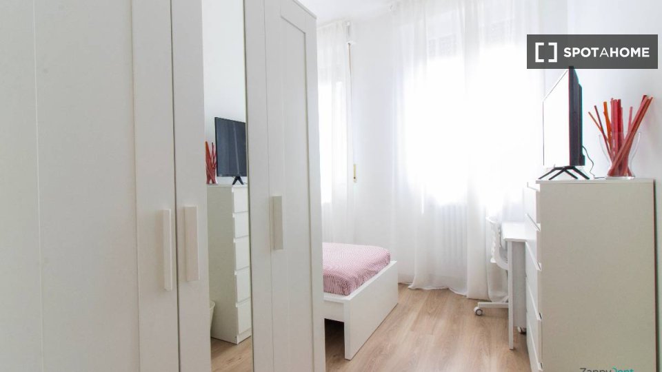 Double room Milan, 7 beds — photo 18