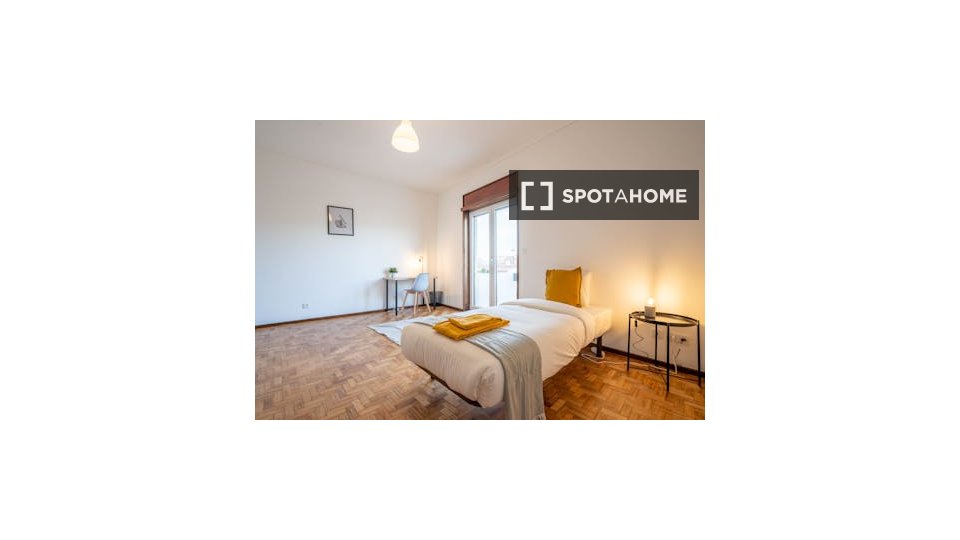 Double room Porto, 7 beds — photo 4