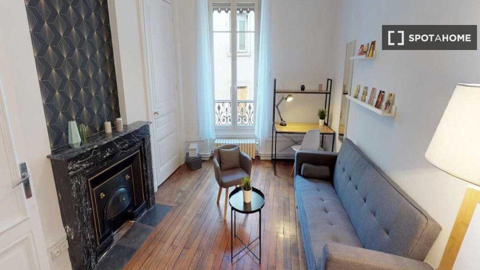 Double room Lyon, 4 beds, 80m² — photo 13