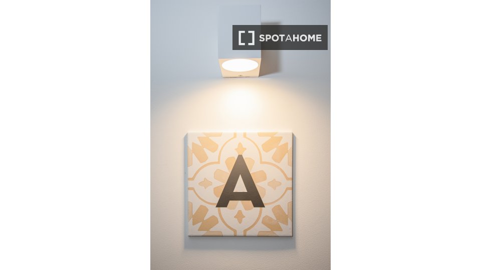 Apartment Porto, 1 bed, 52m² — photo 14