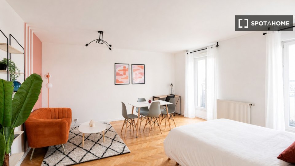 Chambre double Paris, 4 chambres — photo 29
