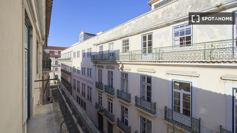 Double room Lisbon, 7 beds — photo 14