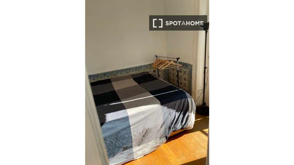 Apartment mono Lisbon, 40m² — photo 17