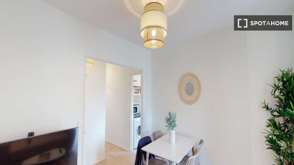 Double room Paris, 4 beds, 80m² — photo 6