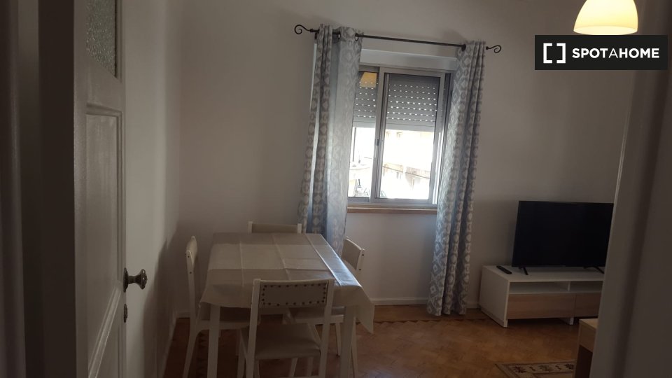 Apartment Lisbon, 1 bed — photo 8