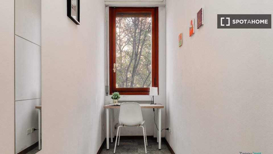 Double room Bologna, 9 beds, 150m² — photo 12