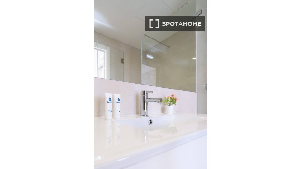 Apartment Porto, 1 bed — photo 2