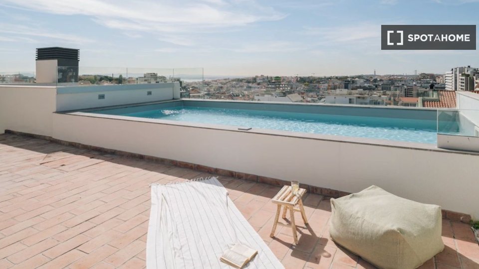 Apartment Lisbon, 1 bed — photo 13