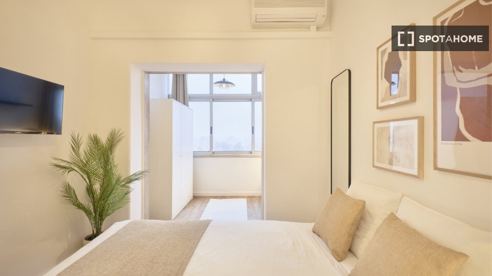 Double room Lisbon, 9 beds — photo 2