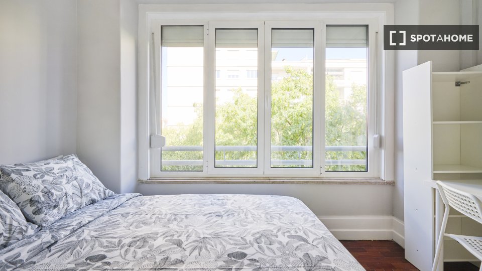Double room Lisbon, 16 beds — photo 16