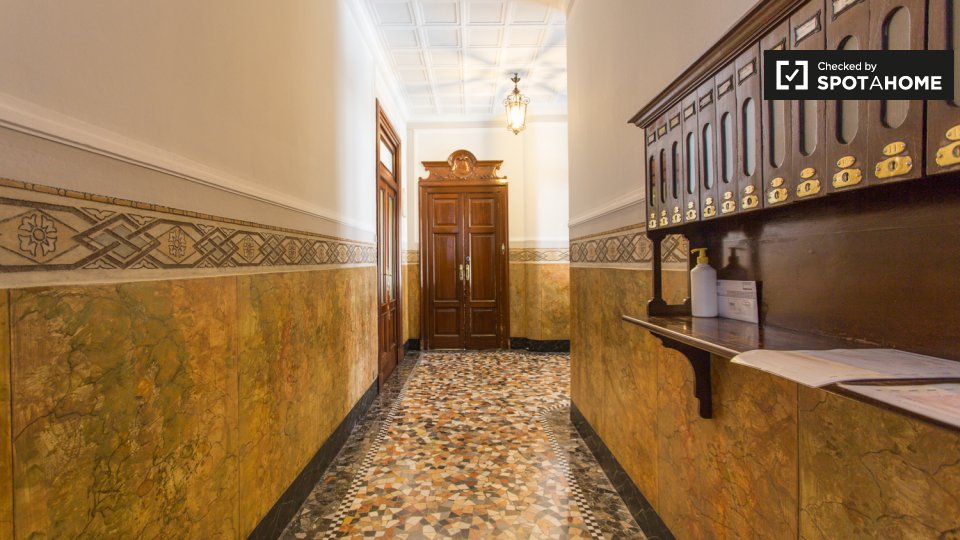 Double room Milan, 3 beds, 90m² — photo 22