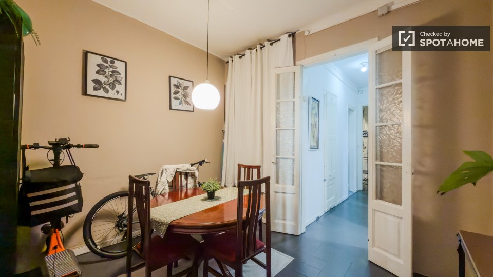 Double room Barcelona, 4 beds, 110m² — photo 34