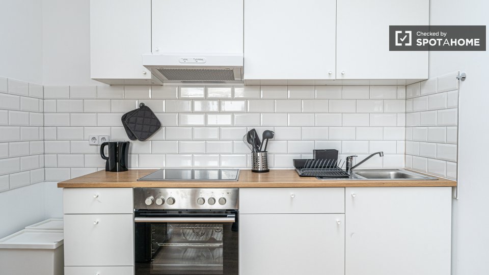 Double room Berlin, 5 beds, 105m² — photo 10