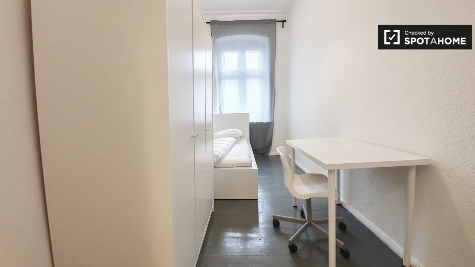 Double room Berlin, 4 beds — photo 8