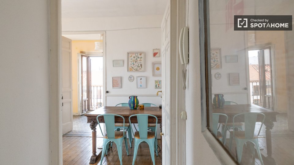Double room Madrid, 4 beds — photo 1