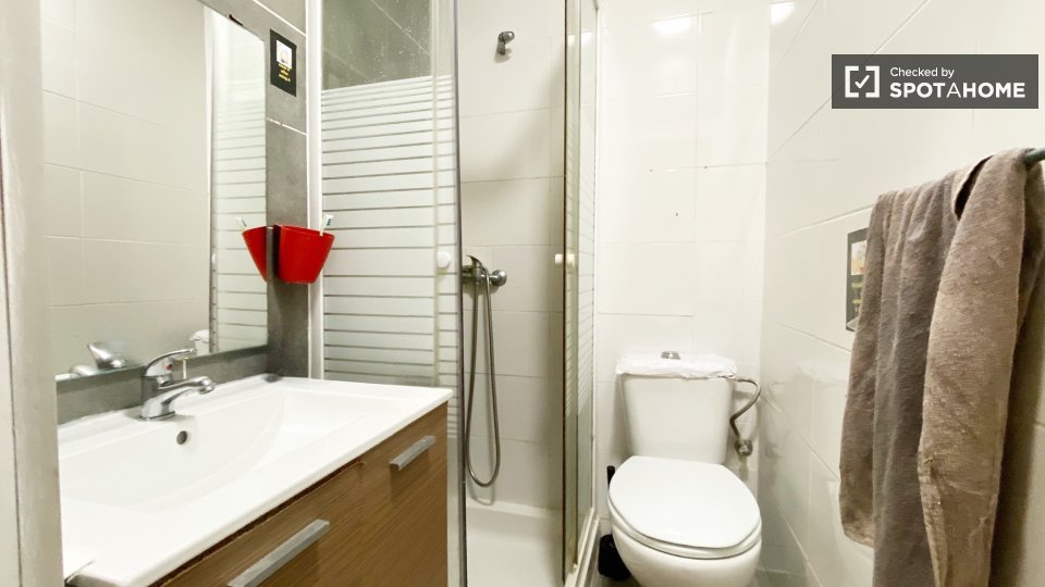 Double room Lisbon, 7 beds — photo 6