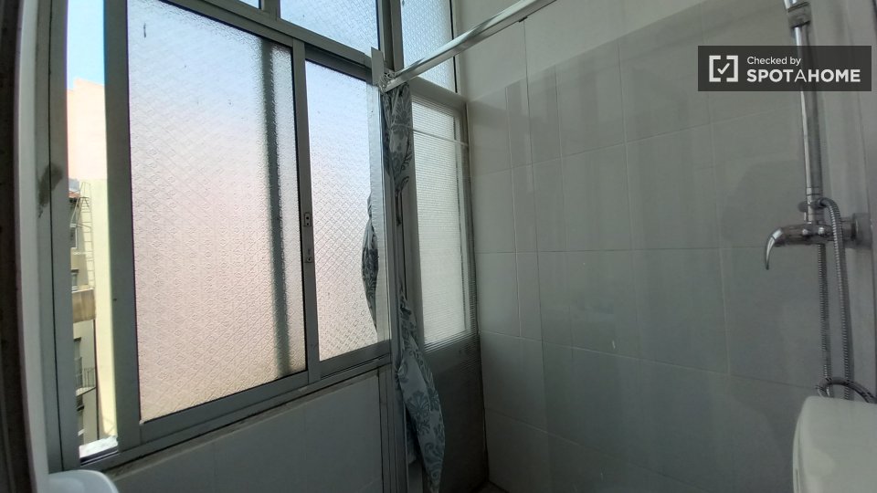 Apartment Lisbon, 3 beds, 220m² — photo 1