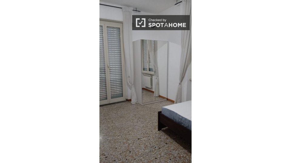 Double room Rome, 2 beds, 90m² — photo 10