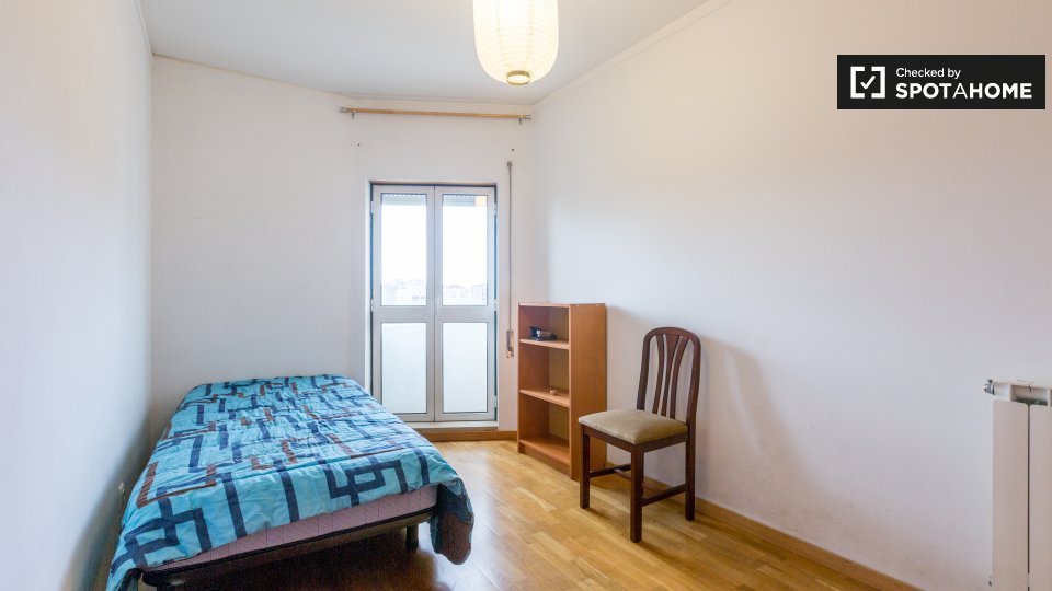 Double room Lisbon, 4 beds — photo 1