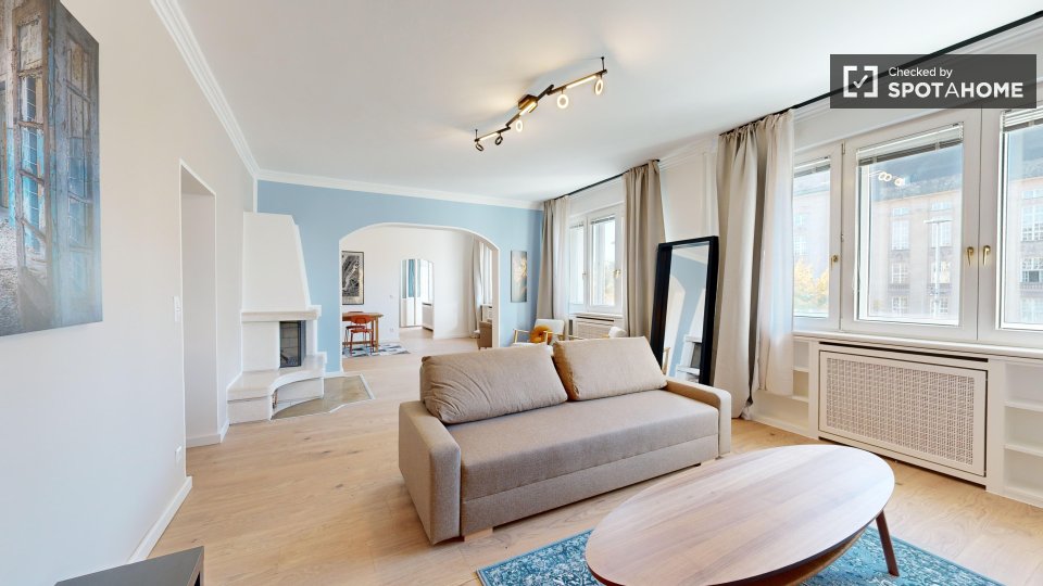 Apartment Berlin, 2 beds, 104m² — photo 1