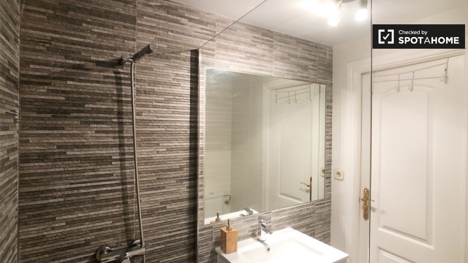 Apartment Madrid, 1 bed, 40m² — photo 17