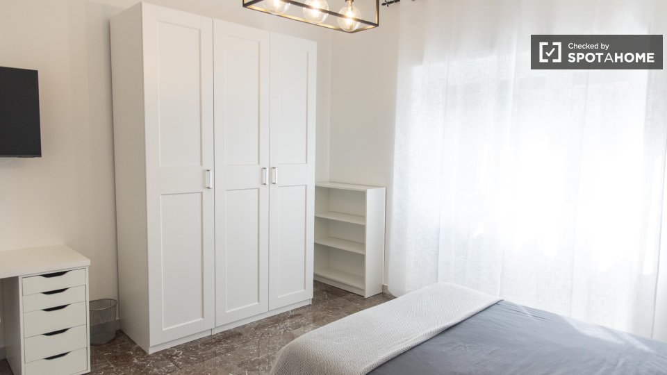 Double room Rome, 3 beds, 93m² — photo 62
