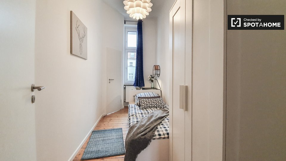 Double room Berlin, 5 beds — photo 4
