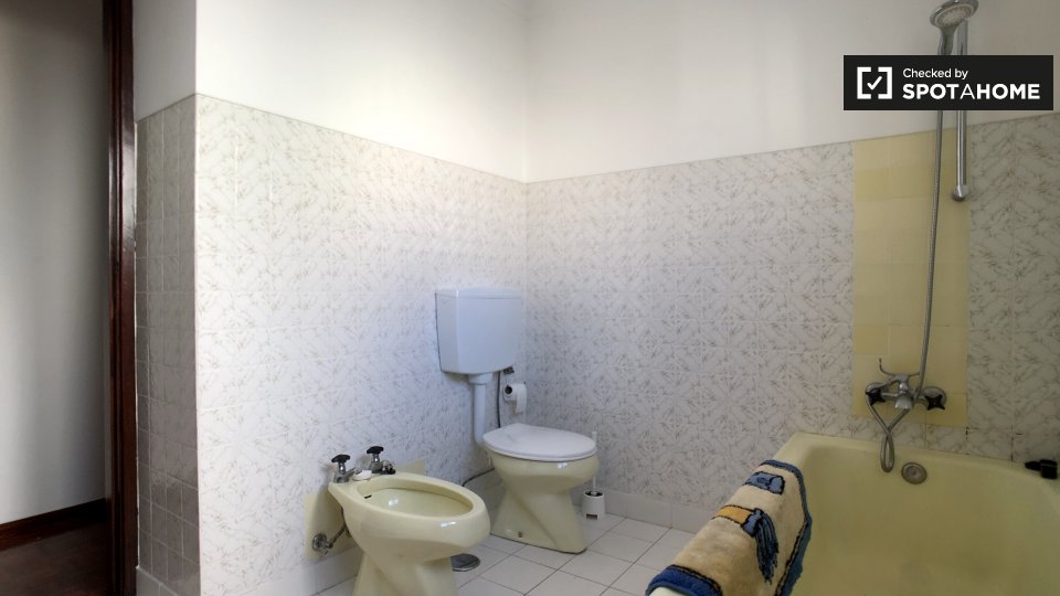Double room Lisbon, 5 beds, 200m² — photo 16