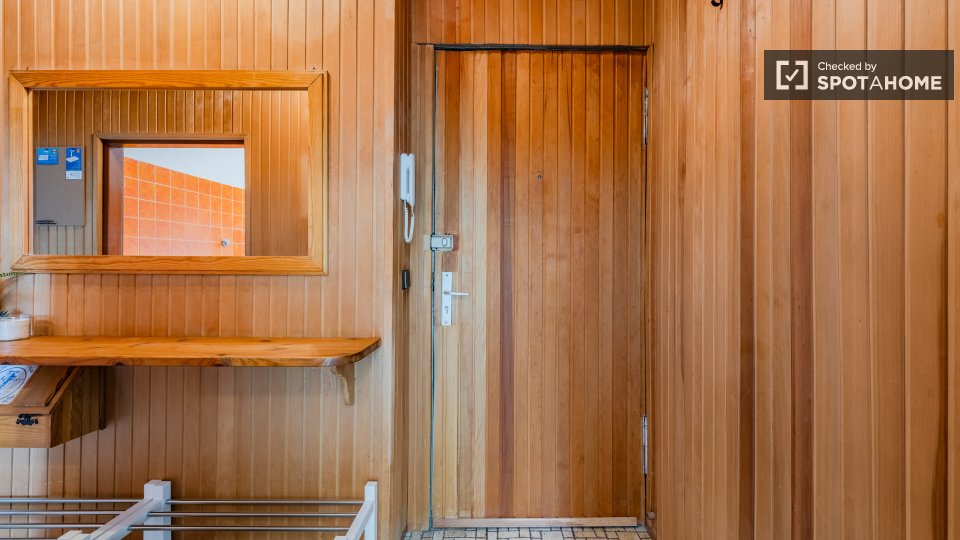 Double room Berlin, 5 beds, 86m² — photo 11