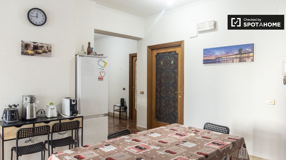 Double room Rome, 7 beds — photo 5
