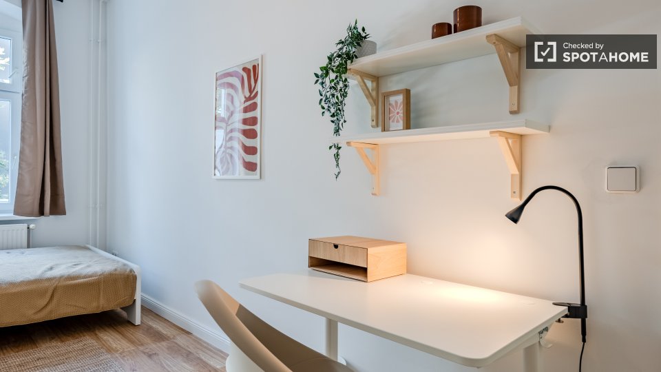 Double room Berlin, 3 beds — photo 12