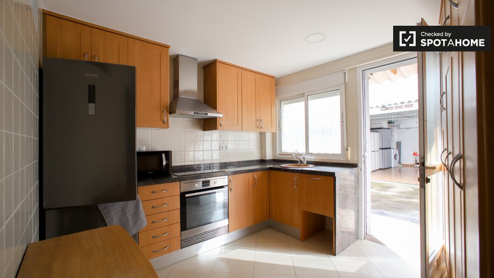Apartment Valencia, 2 beds — photo 9