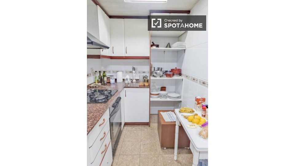 Double room Barcelona, 4 beds — photo 7