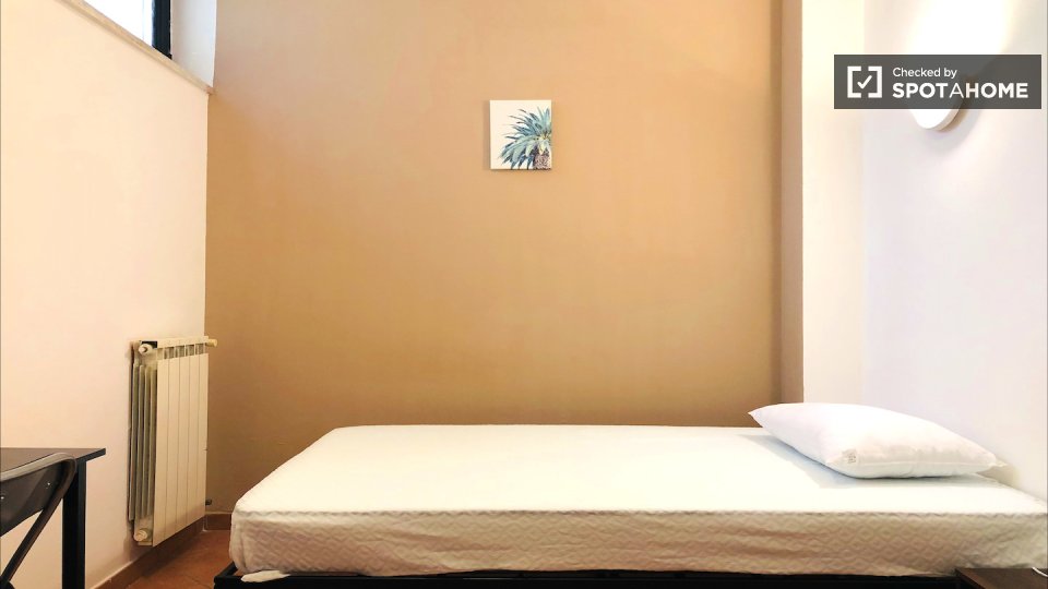 Double room Rome, 33 beds — photo 11