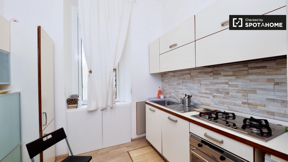 Double room Milan, 2 beds, 70m² — photo 9