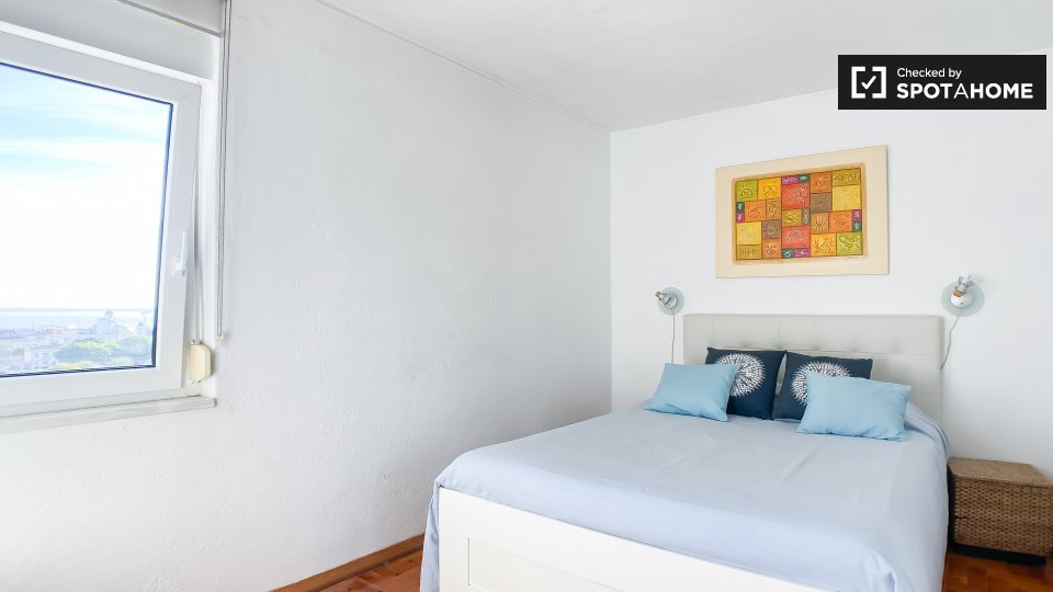 Apartment Lisbon, 2 beds, 70m² — photo 14
