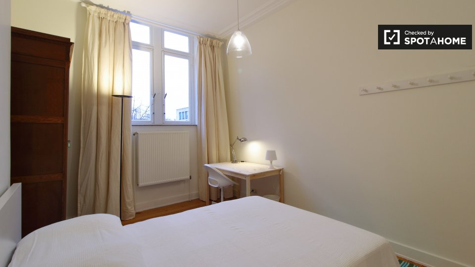 Double room Brussels, 11 beds, 750m² — photo 2