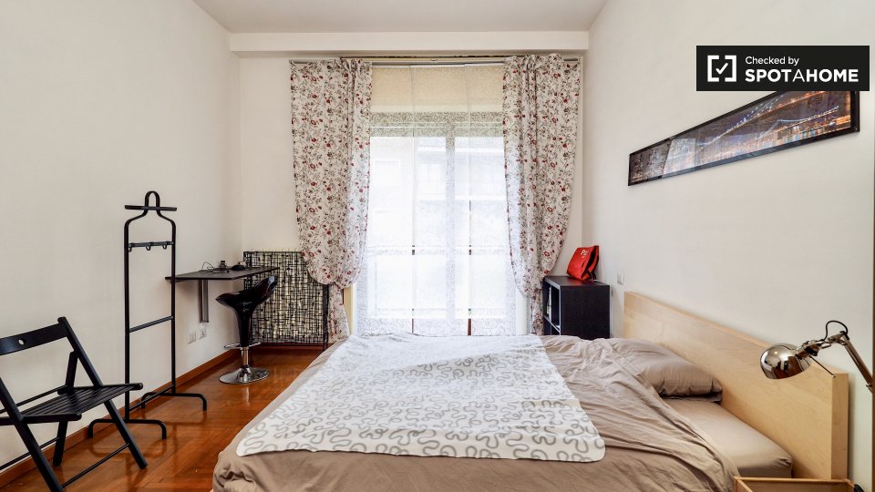 Double room Milan, 4 beds, 110m² — photo 2