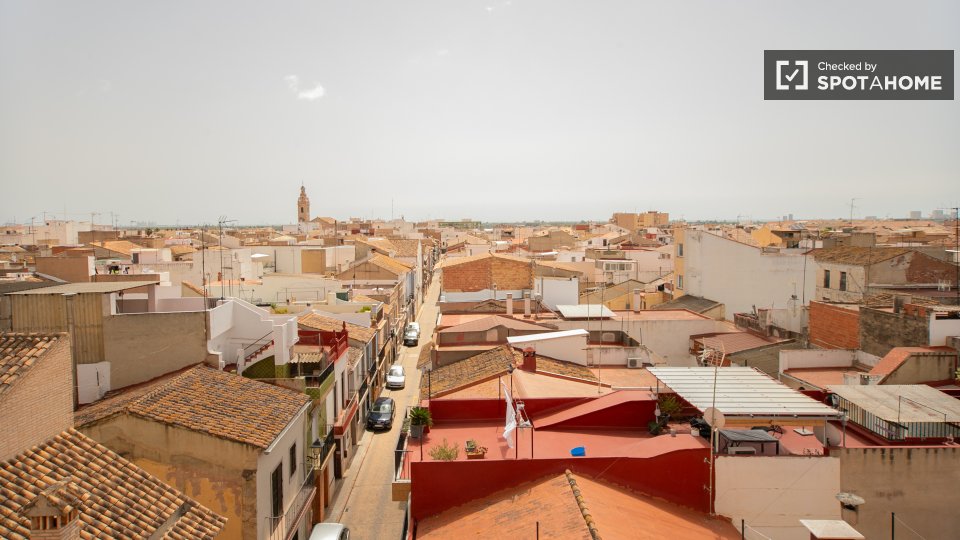 Apartment Valencia, 2 beds, 75m² — photo 1