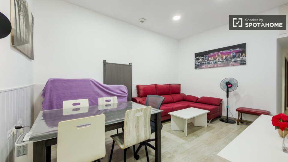 Double room Barcelona, 4 beds — photo 24