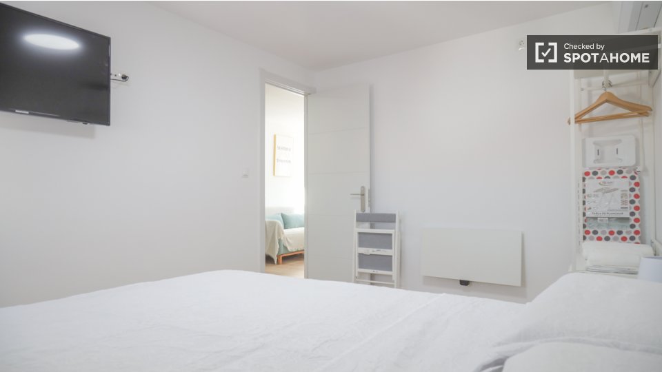 Apartment Madrid, 1 bed — photo 1