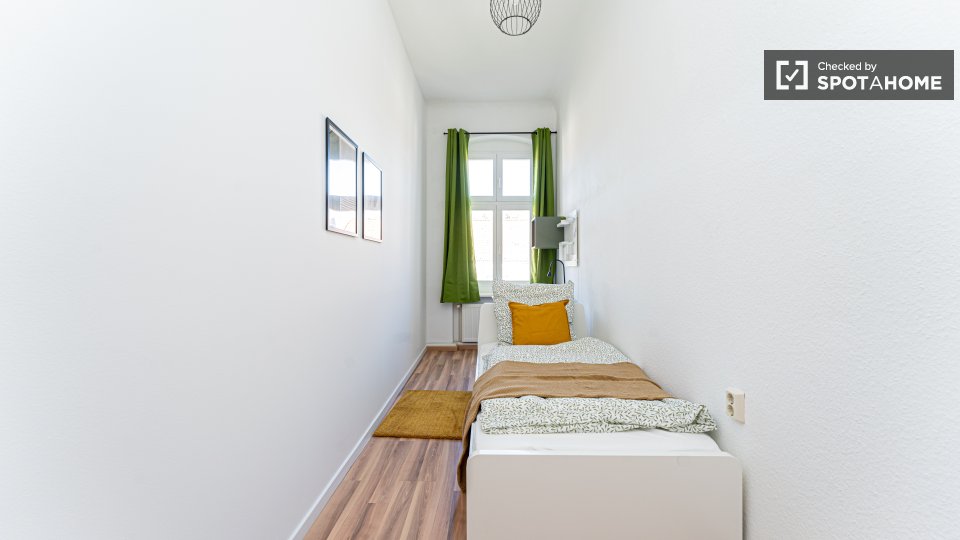 Double room Berlin, 4 beds, 65m² — photo 1